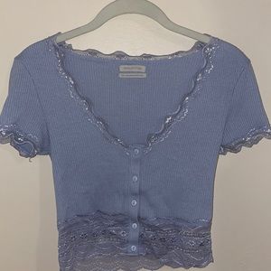 BLUE URBAN OUTFITTERS TOP